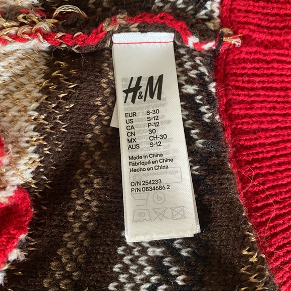 H&M Red Dog Reindeer Sweater - Picture 5 of 8